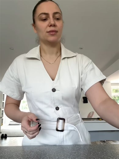 How would you wipe this up #kristenhanby #jasminebrownsword #family #tiktok #troll