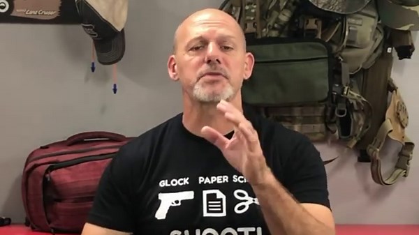 5 Reasons YOU should ALWAYS CARRY an EXTRA MAGAZINE (Enough Ammo for Concealed Carry - EDC )