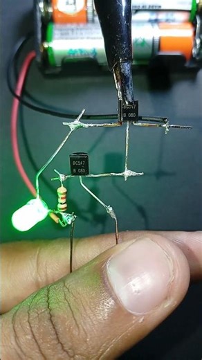 simple touch sensor circuit 💡using bc 547