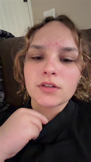 👀 𝔅𝔢𝔩𝔩𝔞 (@kitsversion_bella)’s videos with mirrors demo - overtonight throwaways & overtonight