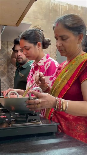 mehtanihharika (@mehtanihharika)’s videos with original sound - mehtanihharika