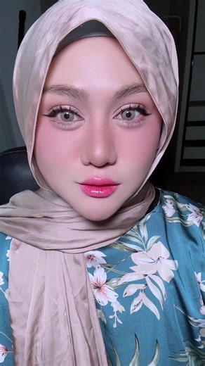 Lurve This Simple Makeup Tutorial for Beginners