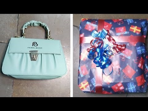 How to wrap a bag/purse | gift wrapping ideas|diy easy gift packing ideas #wrapping #wrappinggifts