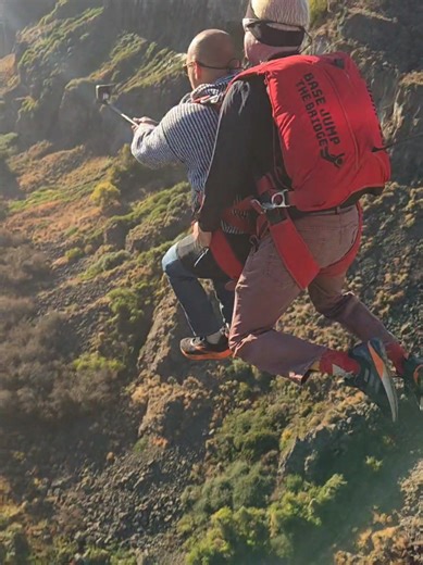 At Base Jump the Bridge, safety comes first — every jump, every day. Experienced instructors. Proven systems. Careful briefings. No shortcuts. You don’t need experience. You just need to show up ready to listen and trust the process. • Ages 13 • $275 includes your tandem jump free video • Carefully managed operations from start to finish Thousands of skydives. Hundreds of tandem BASE jumps. 📍 Perrine Bridge • Twin Falls, Idaho 🌐 basejumpthebridge.com 📞 865-250-0666 Confidence comes from prepa