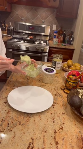 VK Skin Spa • Brooklyn New York on Instagram: "Starting my day right with a nourishing breakfast. Simple, clean, high-protein, and full of healthy fats to keep me energized and glowing. When I eat like this in the morning, I feel lighter, stronger, and ready for anything. 2 sunny-side up Crab meat Avocado spread 1 tsp black caviar Sauerkraut Organic beans Protein: 30g •Fat: 20g •Fiber: 6g #healthybreakfast #healthyrecipe #breakfastidea #breakfast"