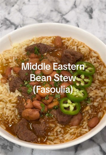 This Middle Eastern Bean Stew called Fasoulia is the perfect recipe for cold weather. Recipe below ❤️ Fasoulia Recipe Start off by sautéing beef shank for about 5 minutes to get a nice char. Add in minced garlic. Add in your seasons of onion powder, garlic powder, vegeta, allspice, salt and pepper. Mix it well, now let’s make our broth. Add in boiling water and 12 oz of tomato paste. Let that come to a boil and simmer covered for 45 minutes. Taste test and add salt if needed. I like to add in po