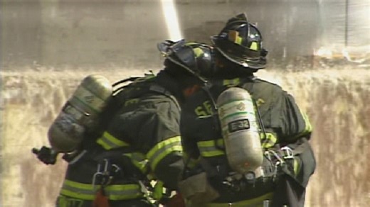 Firefighter hurt as 4-alarm blaze burns old peanut factory