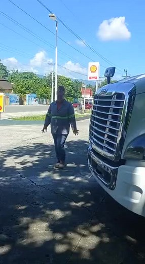 Me gusta lo que hago. Gracias a Dios por darme está habilidad.