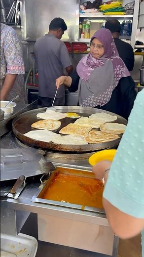 Legendary Roti Prata in Boon Lay! 🇸🇬🔥