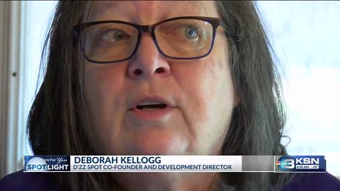 Kansas couple turns passion of reptiles into rescue