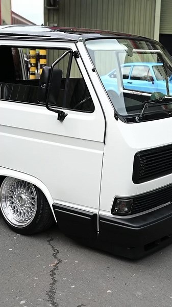 Volkswagen T3 Kombi Restorations and Aesthetics