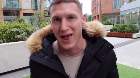 BODYBUILDER tries CROSSFIT ft. Obi Vincent