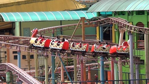 266K views · 435 reactions | Genting Highlands has been recently transformed into the new "Genting SkyWorlds" but here is a look at the OLD PARK via the powered coaster. The park looks NOTHING like this anymore! | Theme Park Review | Facebook