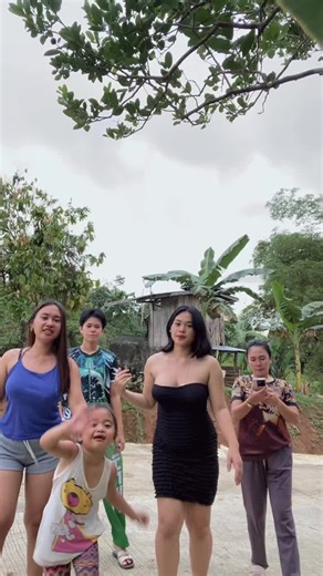 nyl_qt (@nyl_qt5)’s videos with original sound - TEAM LATA-LATA POWER 👽