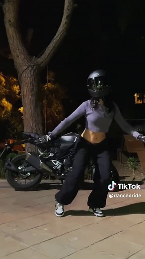 Chihiro Dance Trend: Bikers Join the Viral Challenge