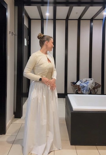 Perfect Ballerina Outfit: Dress and Cardigan Style