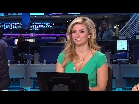 Mandy Drury - mint-green dress with cleavage - 11-06-14 (1080p)