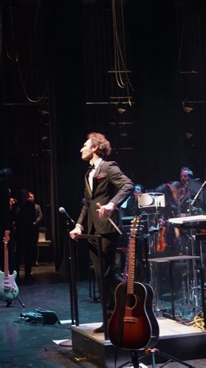 The concert hall this weekend was filled with so much love and joy! Whether it was your first time seeing the Hamilton Phil or you're a long time fan of @dwaynegretzky, we are so happy to have been part of your Valentine's Day ❤️ 📹️ - Julia Bissessar #dwaynegretzky #valentinesday #hamont #orchestra #livemusic