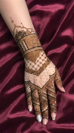 simple mehandi design 🧡#mehndi #viralmehndi #song #hennamagic #mehandi #mehndidesign #henna #lovely