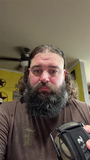 Walker Razor Slim Electronic Muffs para Protección Auditiva