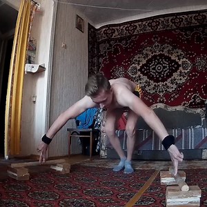 7M views · 1.8K reactions | Are your fingers strong enough for these challenges?! ☝️ (via People Are Awesome) | Yahoo | Facebook