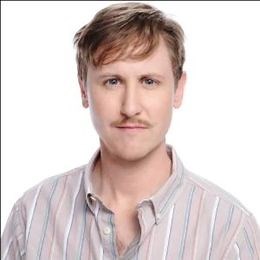Biografía de Johnny Pemberton: relación matrimonial de un actor rico con su esposa - Biografía