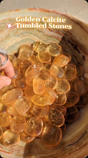 ✨Golden Calcite Tumbled Stones✨ ✨golden calcite is said to have a fast multi-directional quality and is thought to clear blocked and negative energy✨ ✨a stone thought to help the mind and body remember✨ ✨believed to assist us to increase mental clarity and overcome limiting mentalities✨ ✨corresponds to the Solar Plexus Chakra✨ #crystalshopmelbourne #asmr #goldencalcite #crystalsifinstagram #tumbledstones #crystals #communityisqi | Qi Crystals