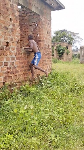 Dance Moves Compilation with Hilarious Commentary