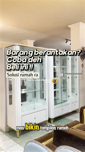 Solusi rumah anti berantakan, rapih tertata dan tersusun dengan lemari pajangan 🏡🛒 Harga mulai dari 2.500 - 3 jt an !! Bahan kayu multipleks bukan bahan serbuk kayu ✅ STOK TERBATAS ! Amankan sebelum kehabisan. Toko Cahaya Rumah Furniture menjual lemari pakaian, meja makan, sofabed, meja rias, bufet, dan bisa custom sesuai request - Cahaya Rumah Furniture memiliki 7 toko offline di Bogor (Tajur, Loji, Leuwiliang, Bojonggede, Jalan Baru, Ciawi, Cimande) - Gratis Ongkir JABODETABEK KOTA & KABUPAT