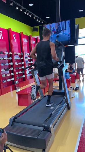 Come with me to Fit2Run located in Dania Pointe, where we test out their new gait analysis machine to measure my feet and ankles to find the best running shoe and insole for me! I also partnered up with Dania Pointe to give away a $100 gift card to the Fit2Run store! To enter you must tag a friend in the comments and follow @daniapointe @samsacfit
