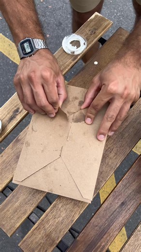 Saucy 🕺 #foodmukbang #chickenwings #asmr #foodasmr #orlandofood #foodinstagram | Elcee Cole