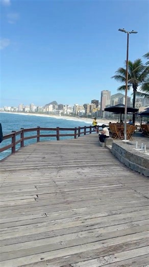 🇧🇷🏖️ Amazing view of Leblon Beach 🏝️ Rio de Janeiro