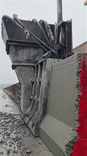Road Safety Barrier Casting Using Slipform Technology