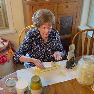 Easy Way to Fill Your Own Capsules