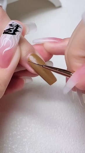 Easy Plaid Nail Art Tutorial #naildesign #nailpolish #diynails #foryou