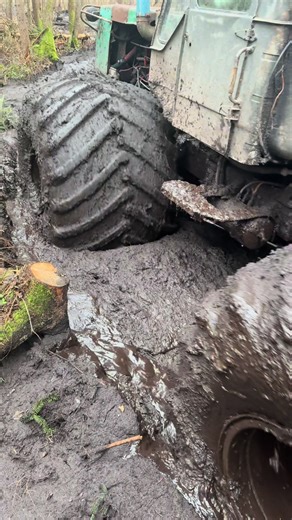 Трактор Монстр T150: Мощь и Уникальность