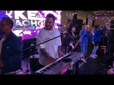 Grupo Ke Pacho / Al Calor de la Cumbia