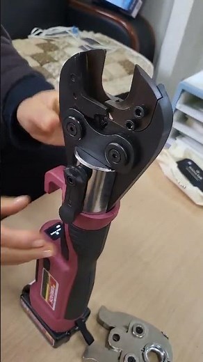 충전유압압착기/충전유압커팅기/터미널압착기/파이프압착기