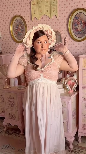 𝓛𝓪𝓬𝓮𝓜𝓪𝓭𝓮 Ⓡ on Instagram: "The sophisticated plus-size girl looks best with vintage Regency-style dresses!✨ The blue dress makes her look like a duchess in a summer manor, noble and beautiful, while the pink Regency dress is sweet and lovely, outlining the gentleness of the plus-size girl. 🪺Curve & Plus “Matin de fenêtre fleurie” Dress 🪷Curve & Plus Flower & Alice Regency Dress cr stacia_styles_ #lacemade #plussize #modernvintage #winterfashion #vintagedress #plussizegirls #plussizedres