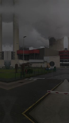 zbyszekR111🇩🇪🇵🇱 (@zbigniewroj111)’s videos with Polak Potrafi - Funky Polak