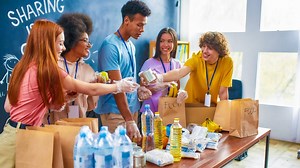 緊急時に自宅で備蓄すべきもの【チェックリスト】