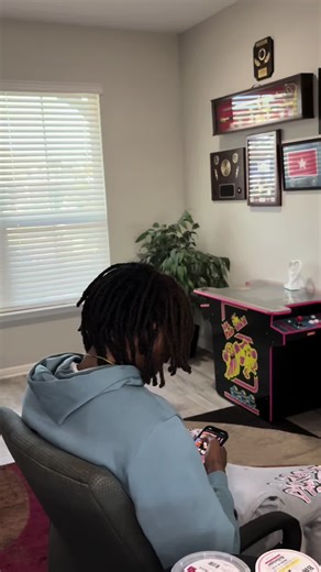 Two-Strand Twist Hair Tutorial