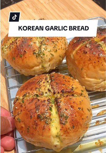 Cream Cheese Garlic Bread Recipe: Easy and Delicious