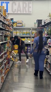 Having Awkward Phone Conversations In Public Prank😂😂😭 | Tays Beauty