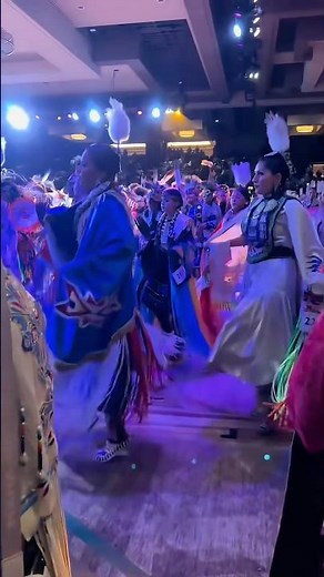 Grand Entry at the Pechanga Pow Wow- fancy shawl dancers #indigenous #powwow #fancyshawl #dance #fpy