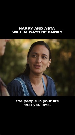 SYFY on Instagram: "A friendship strong enough to save the world (more than once!) Grab your chosen family and stream #ResidentAlien from the beginning on @peacock.❤️"