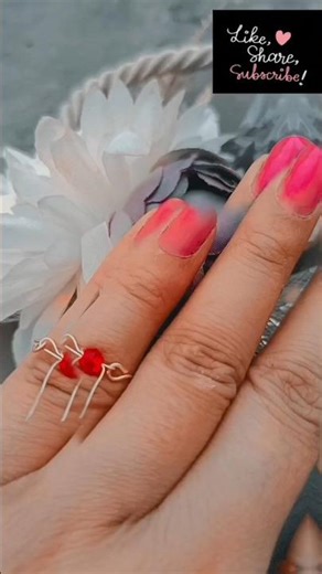 DIY 1-Minute Bead Ring! | Easy Wire Wrapping with a Nail Polish Bottle Hack#yt short