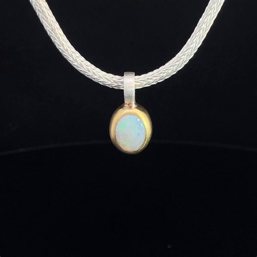 Australian opal pendant, fair-mined opals, handmade artisanal Sterling silver pendants with a thick gold-plating, high quality mixed metals - Etsy Österreich