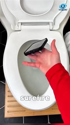 😱Tricks to Fix a Phone That Fell Into Water!? #shorts #phonetips #education