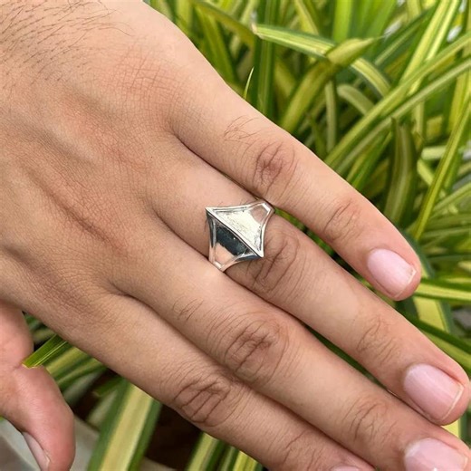 Handmade Sterling Silver Pyramid Ring | Modern Geometric Jewelry - Etsy